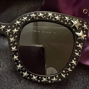 Gucci Star-Embellished Sunglasses with Purple Case Gucci | Accessories | Gucci Starembellished Sunglasses With  main image 2